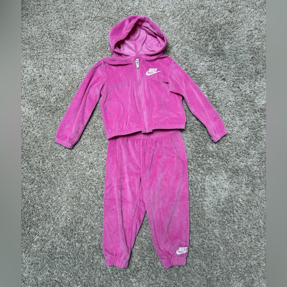 Nike Girls 2T Pink Velour Hoodie & Joggers Set